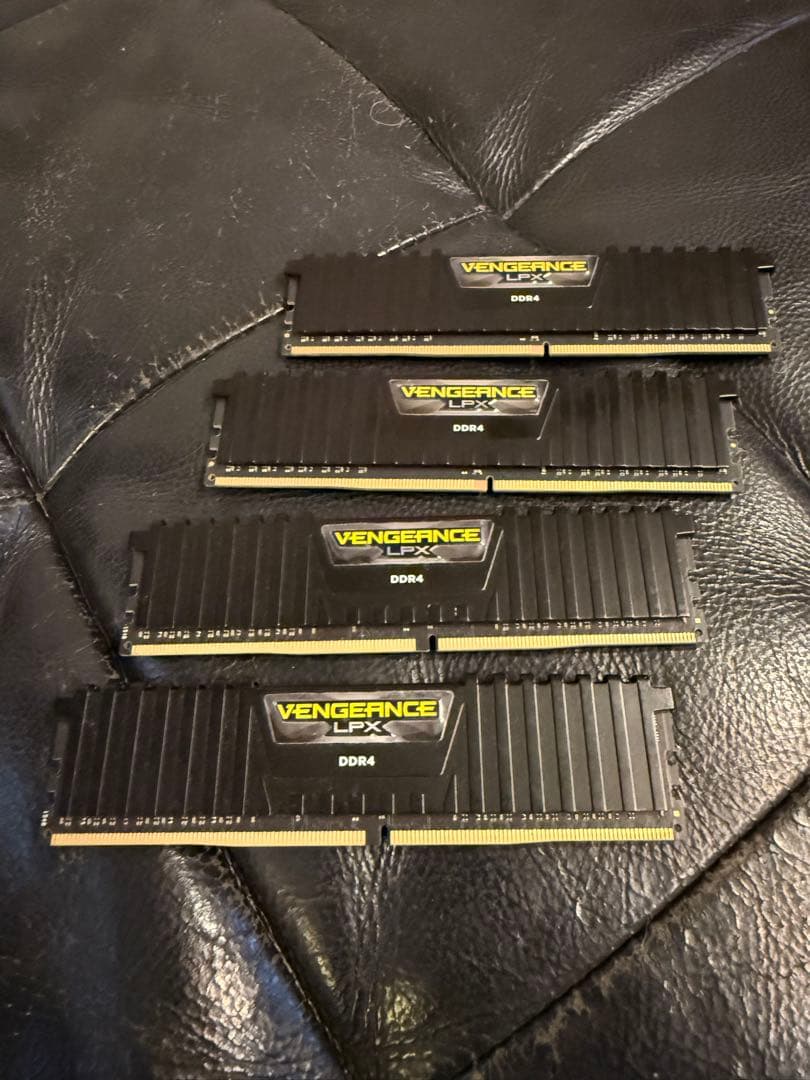 Corsair Vengeance DDR4 メモリ 24g 8g×2/2g×2