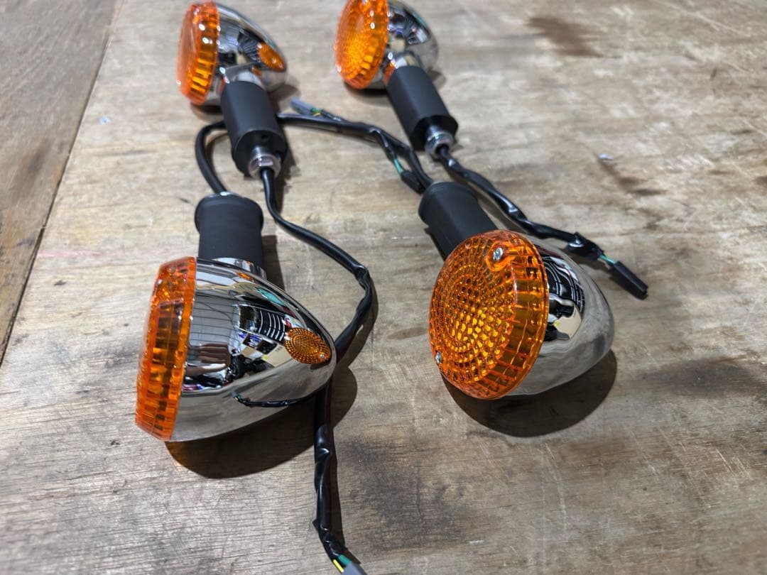 Kawasaki カワサキ　純正　w800 EJ800B ウインカー