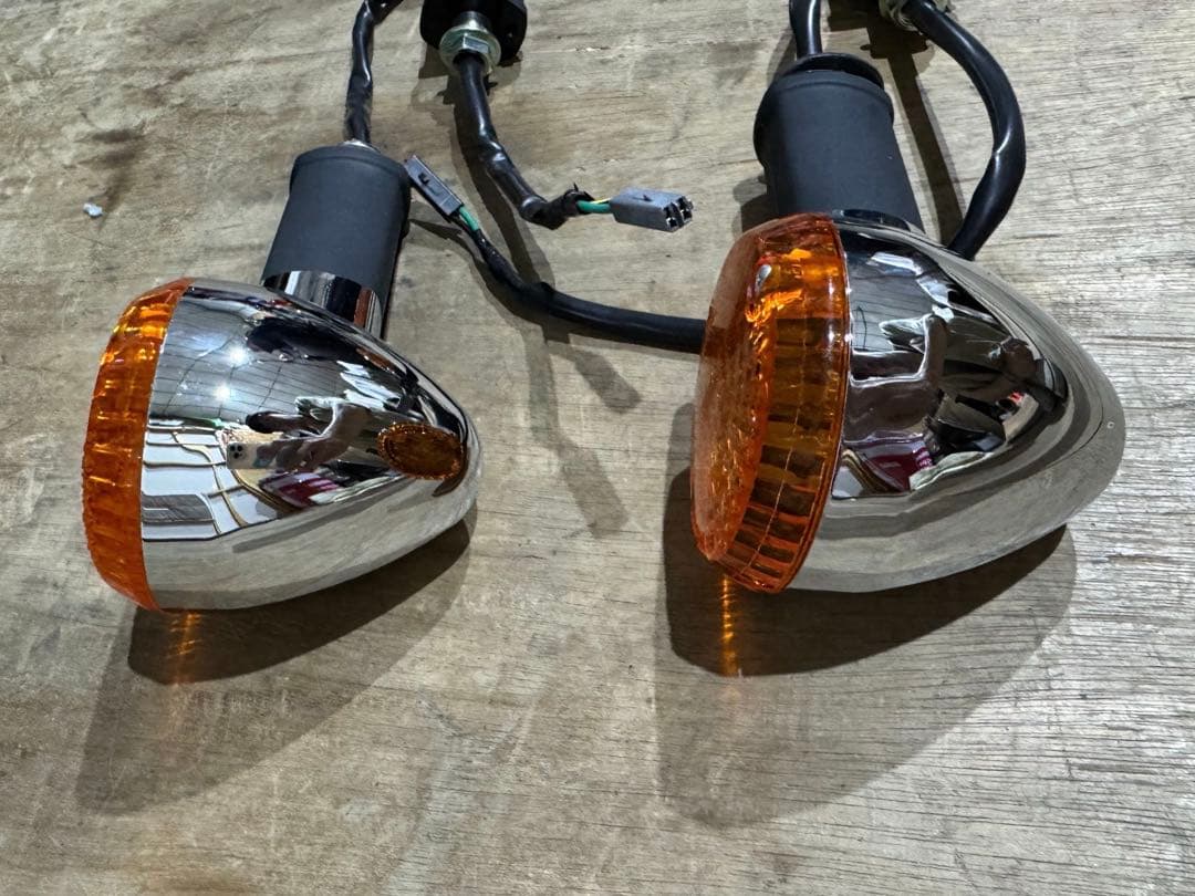 Kawasaki カワサキ　純正　w800 EJ800B ウインカー