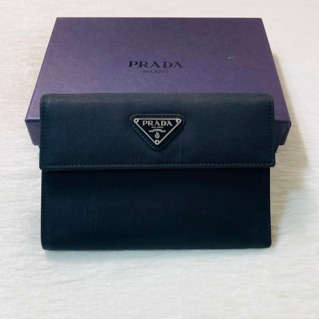 早い者勝ち　PRADA プラダ　三つ折り　ナイロン　レザー　箱付き　財布　黒　箱