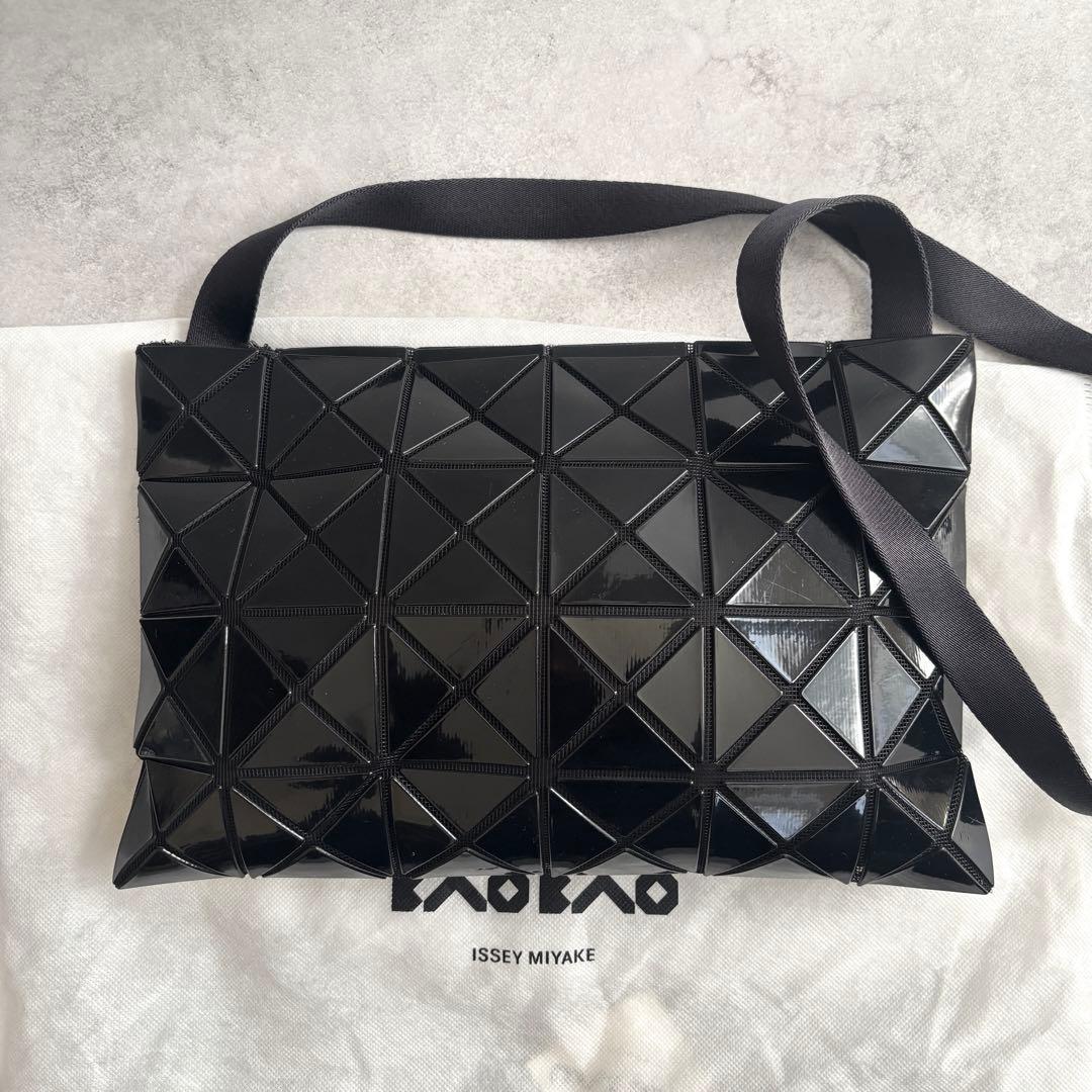 保存袋付 BAOBAO ISSEIMIYAKE ルーセント ショルダーバッグ