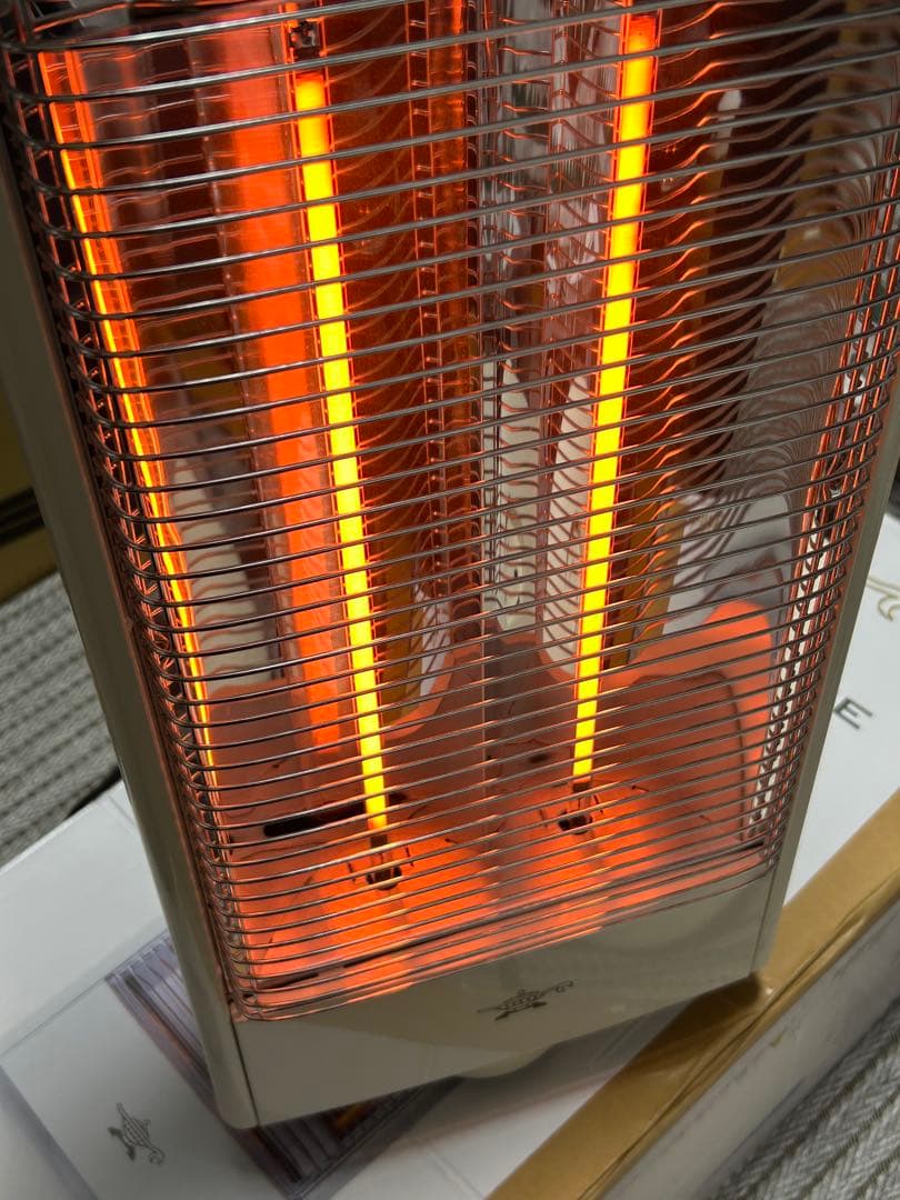 【未使用アウトレット品】アラジン 遠赤グラファイトヒーター AEH-G100A