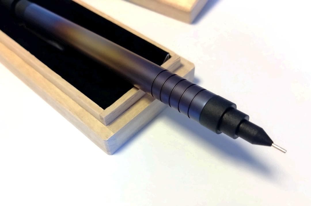 マーベラスウッド　シャープペン　チタニウム 焼き色 マット