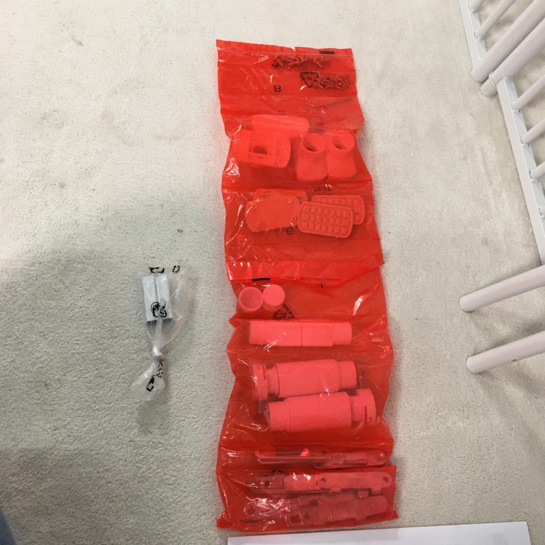 新品 ペットゲート ペットドア ペットフェンス 留守番脱走防止柵1320-160