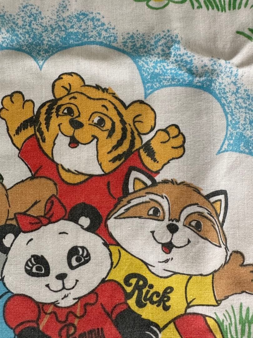 アニマル動物柄ヴィンテージ  シーツ　ムチャチャkeikiiiブーフーウー古着