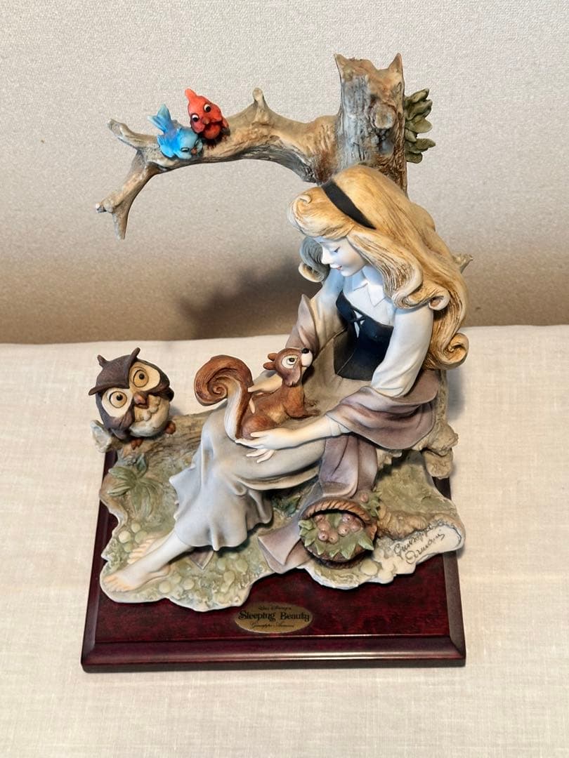 亜*)様 Armani スリーピングビューティー　新品