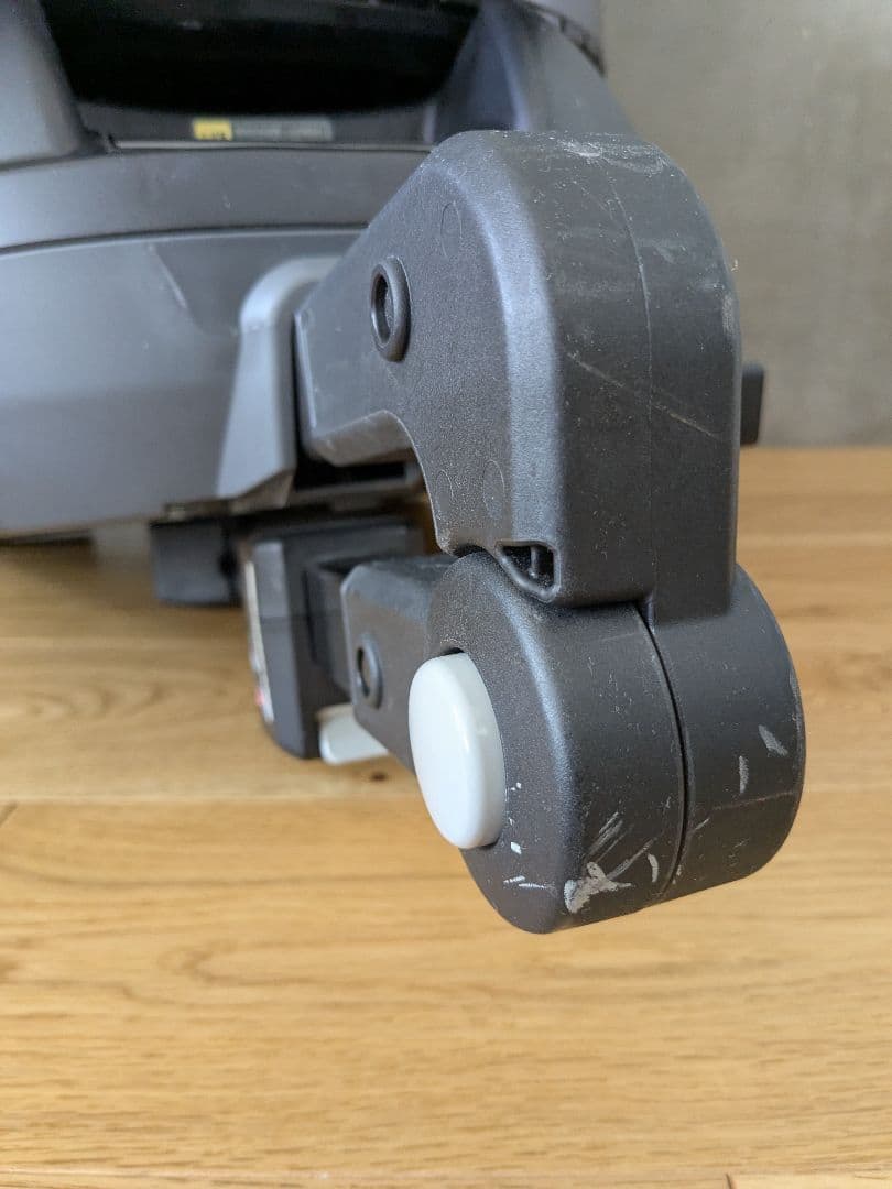 Combi クルムーヴスマート isofix ネイビー