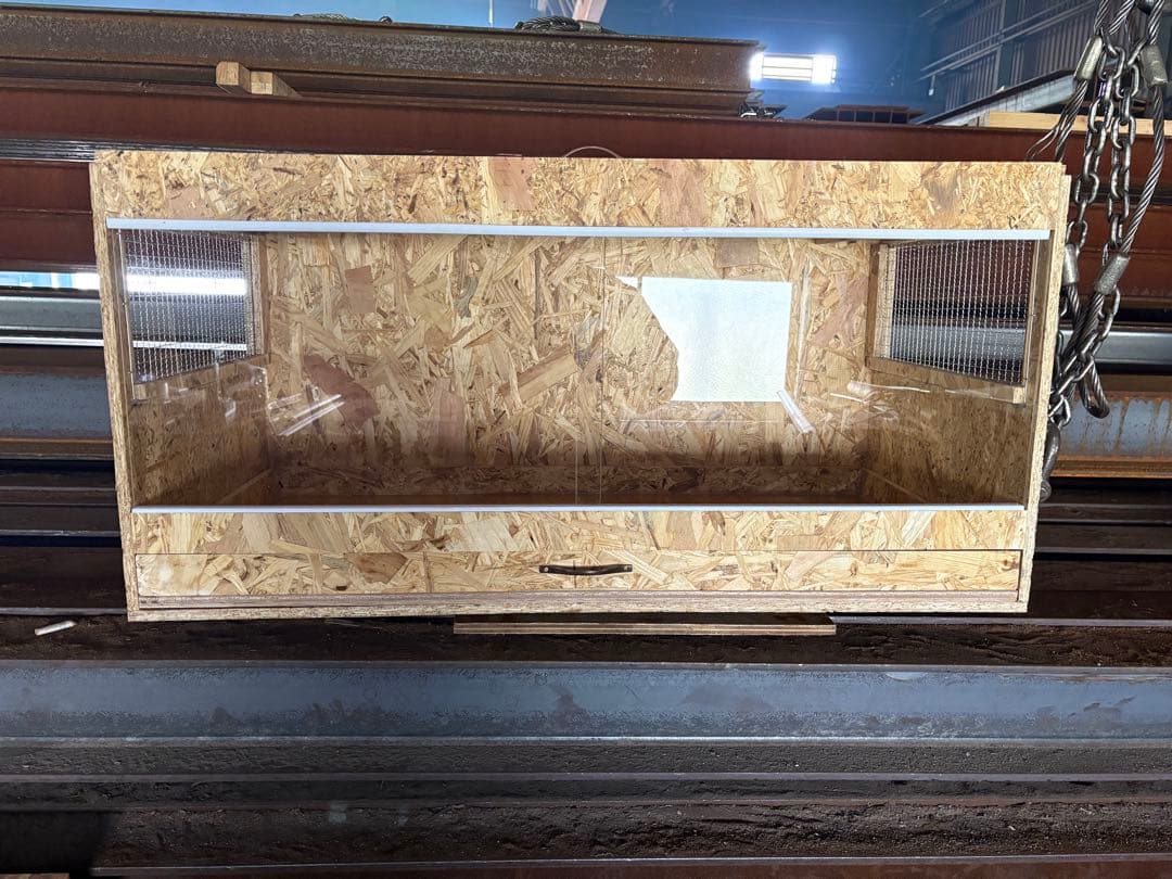 爬虫類ケージ　90×45×45 引き出しタイプ　サイド金網　天板蝶番、取手付き