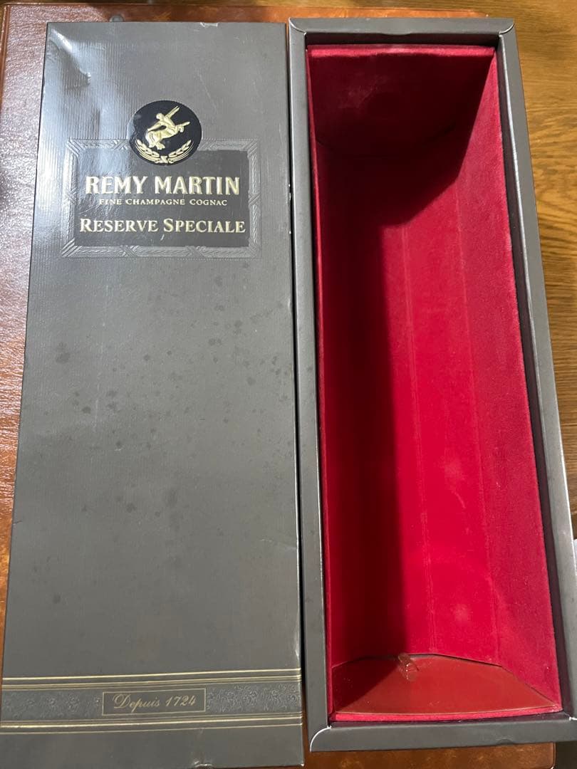 ウイスキー REMY MARTIN RESERVE SPECIALE
