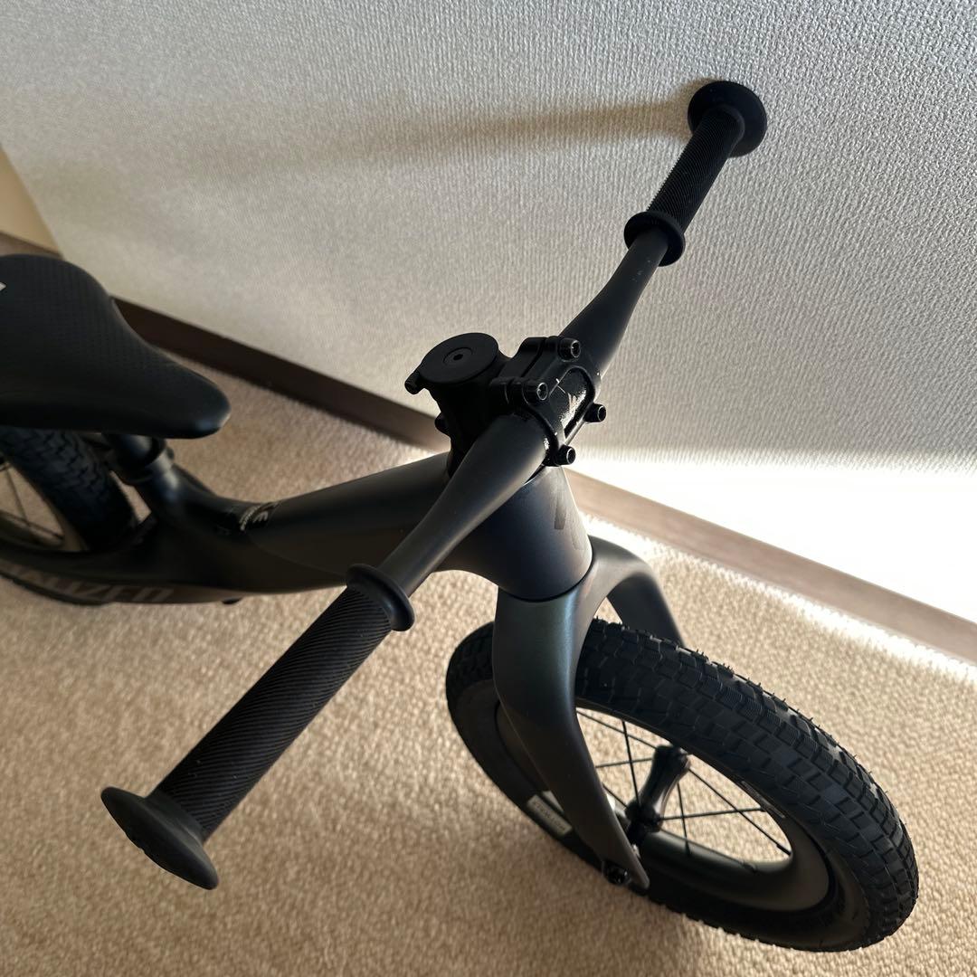 SPECIALIZED HOTWALK CARBON キッズバイク カーボン製