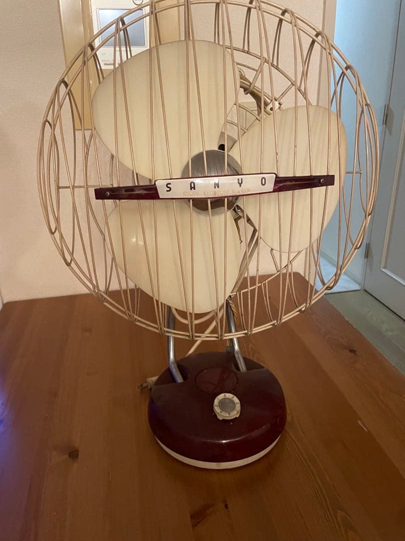 昭和レトロ　扇風機　サンヨー　稼働します　ビンテージ