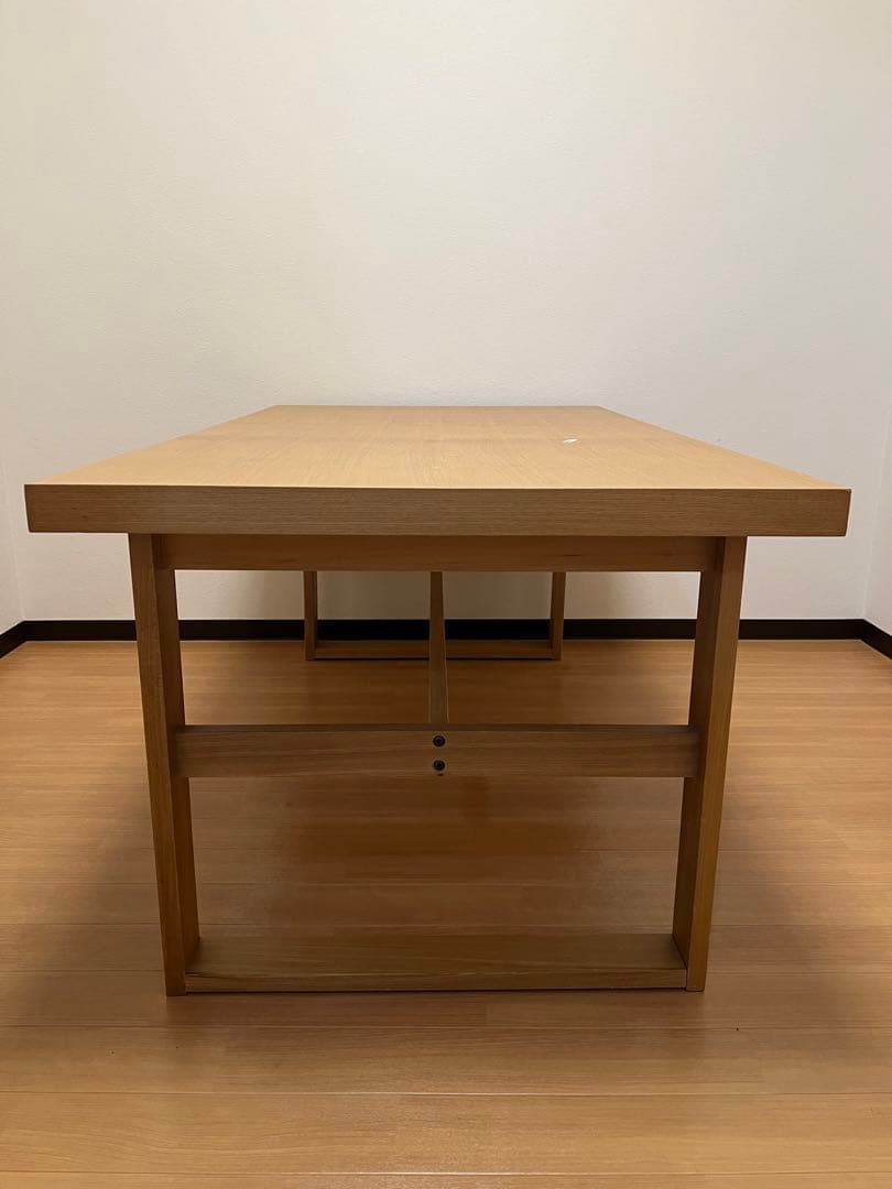 ニトリ　ロータイプ　木製ダイニングテーブル　椅子別売り