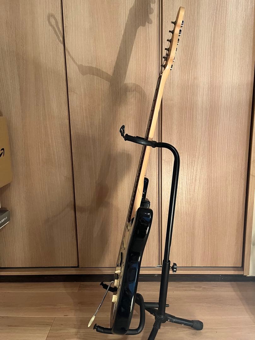 Squier by Fender ストラトキャスタータイプ（HSS）エレキギター