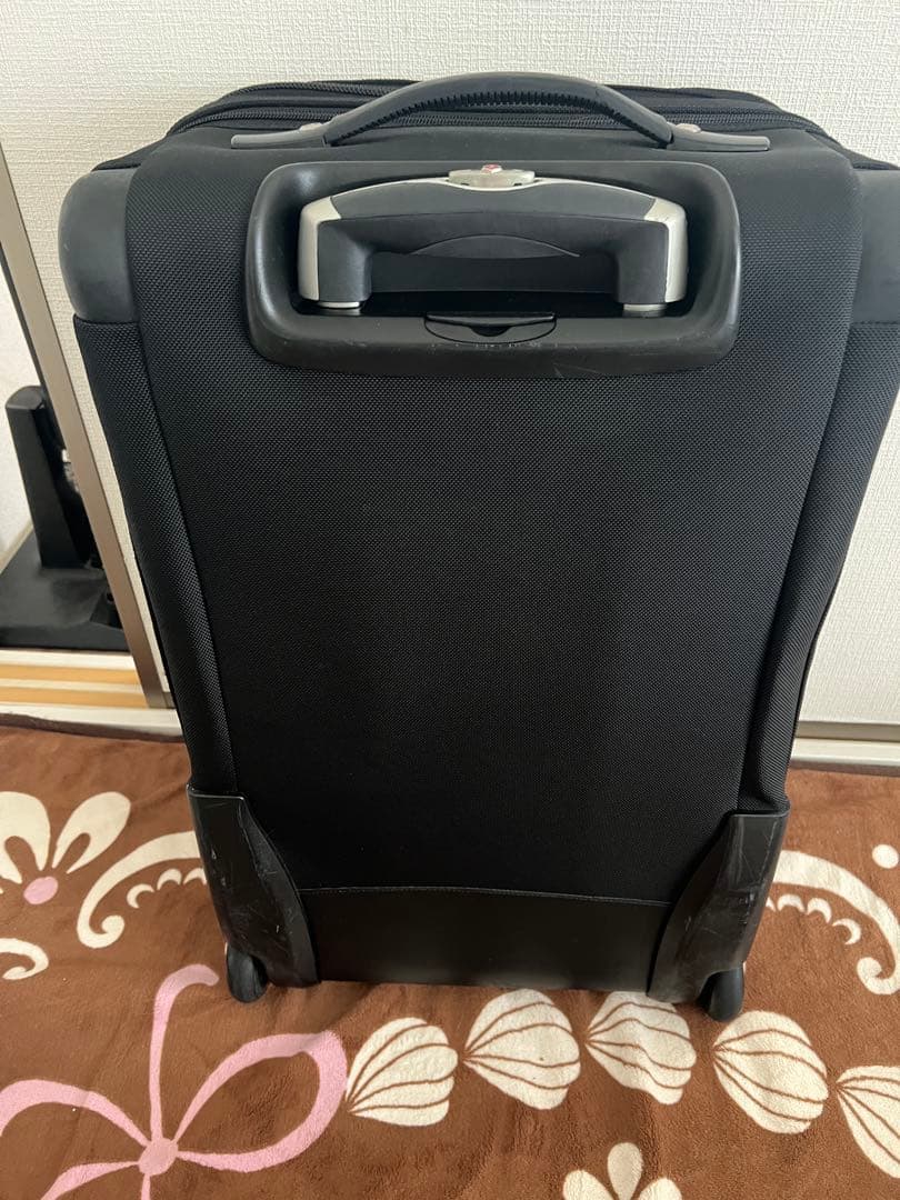 ヴィクトリノックス製スーツケース - 清潔で丁寧に使用された高品質モデル