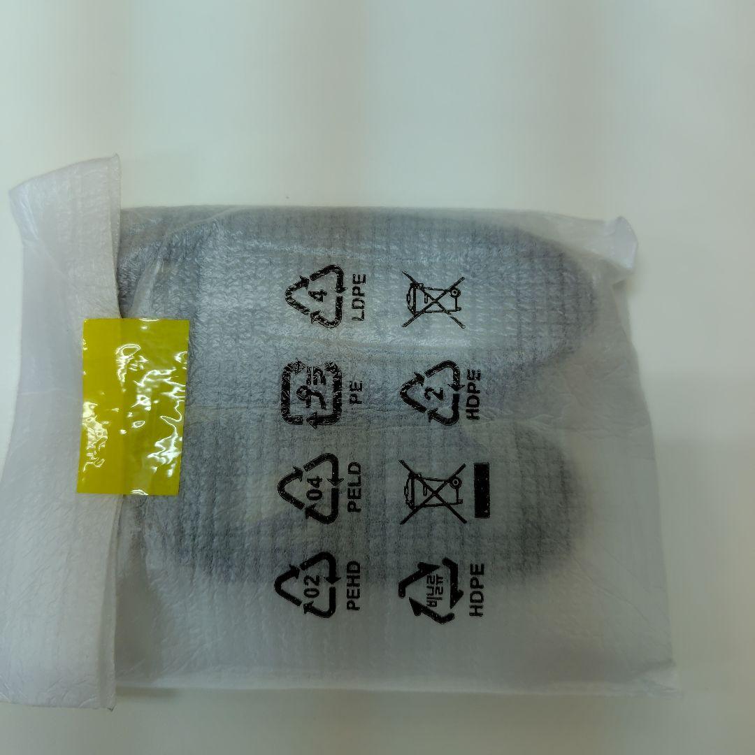 Mercedes ワイヤレスヘッドホン ブラック