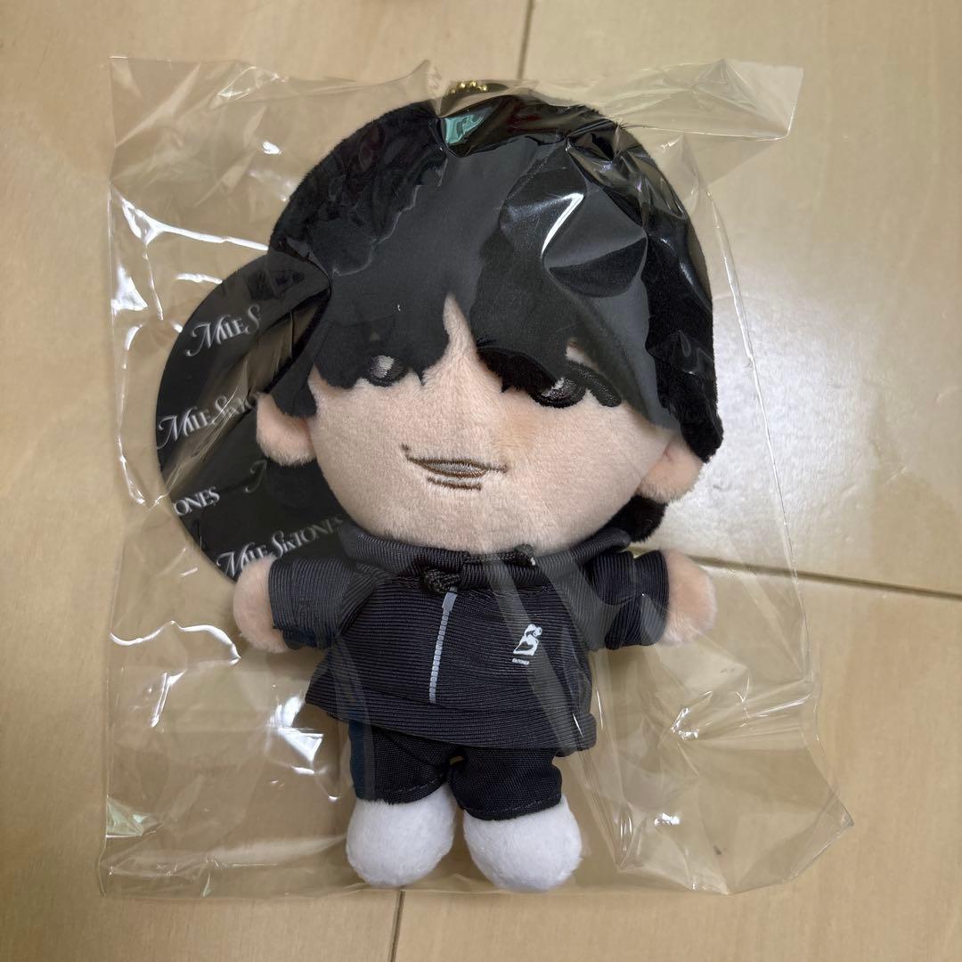 ゆりぽん❣️出品　 MILESixTONES パーカ　松村北斗　ぬいぐるみ