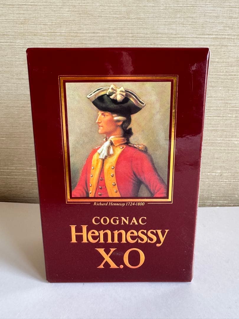Hennessy XO コニャック 金キャップ箱入り 700ml
