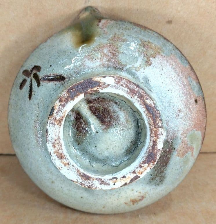 【本物保証】金城次郎 水滴(魚紋水滴）共箱 栞 人間国宝 壷屋焼 壺屋焼 美品