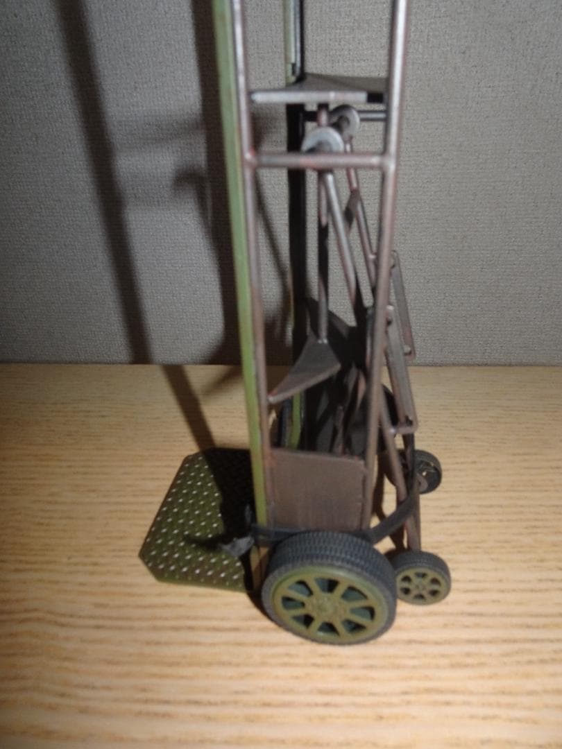 1/6スケールのメタルバウンドカーとハンニバルのマスクタイプのホットトイズ