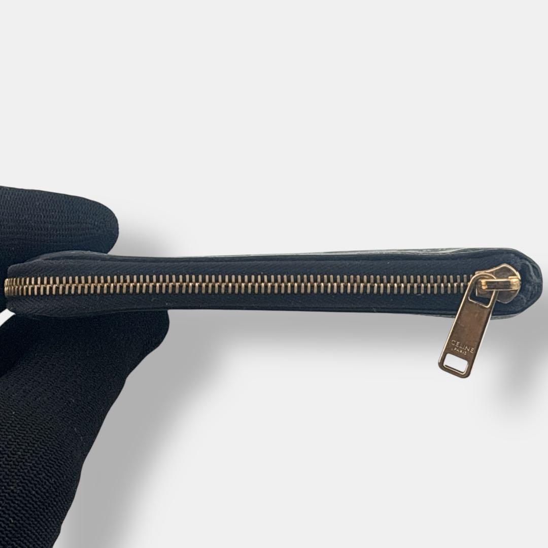 極美品 セリーヌ トリオンフ　フック付き ケース　総柄　ブラック レザー