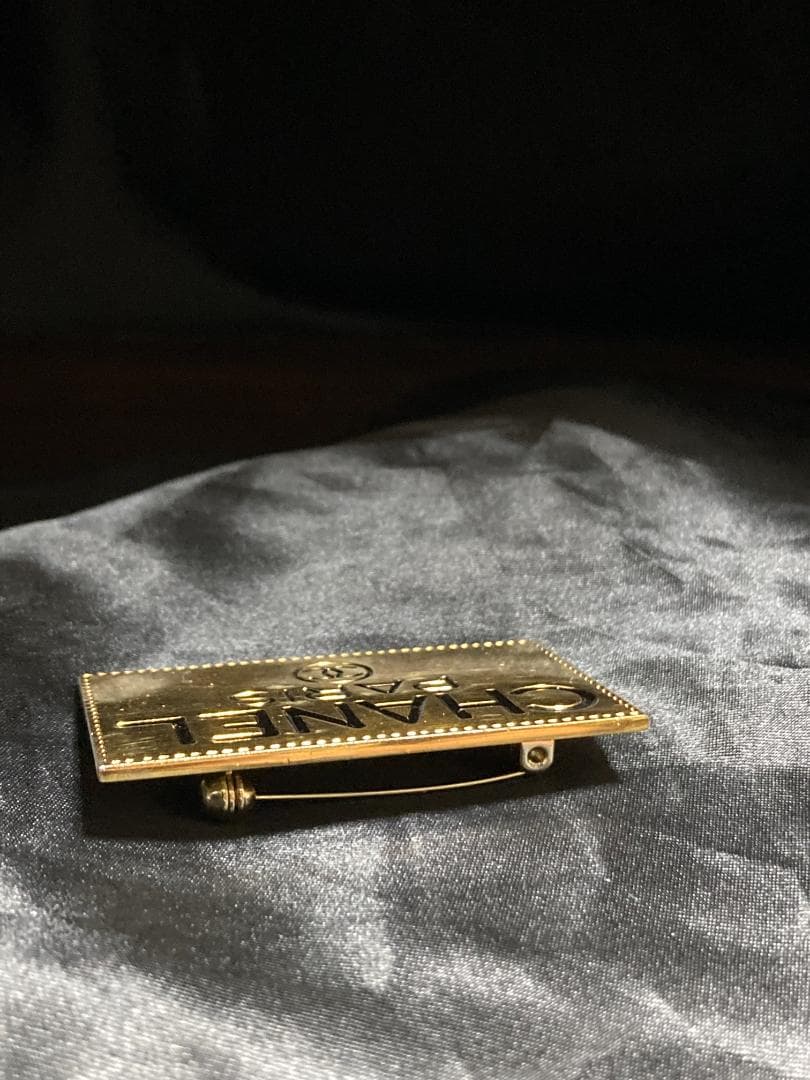 シャネル プレート ブローチ ココマーク ロゴ ゴールド GP