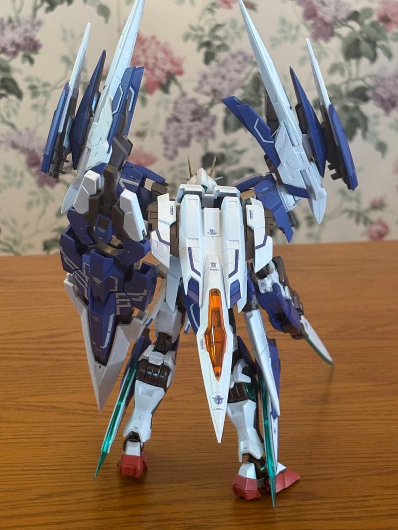 美品 L BUILD ダブルオーガンダム セブンソード (完成品)