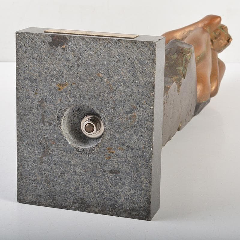 山本眞輔作　ブロンズ像　女性像　新しい暦　約3kg　証付　共箱　U　R7249B