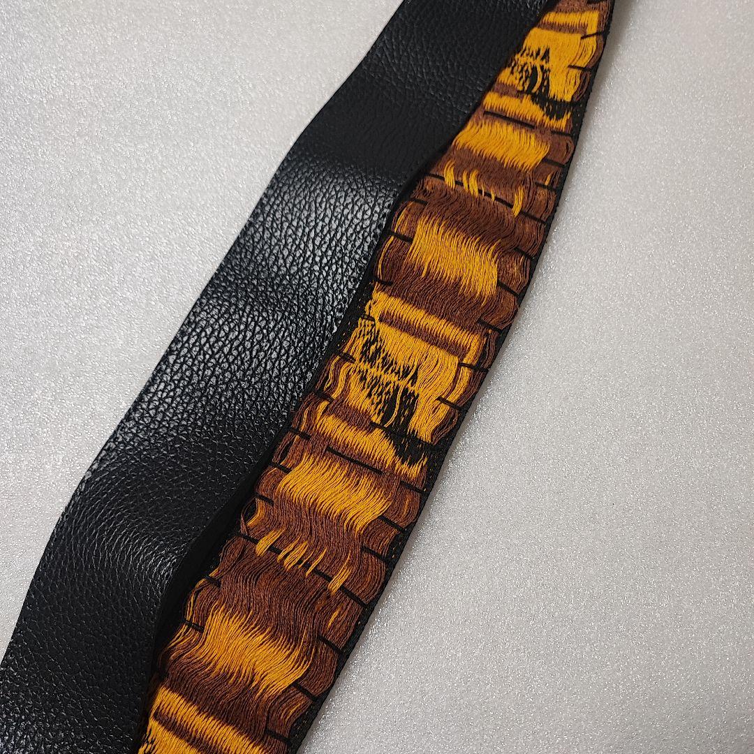 最初期　モノグラム　ストラップ　横ロゴ　逆ロゴ　ヴィンテージ　メタルバックル