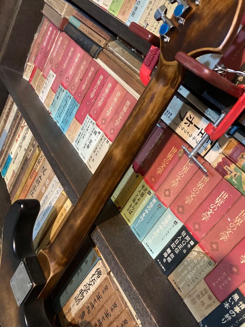 ギター jimi hendrix stratocaster righty relic