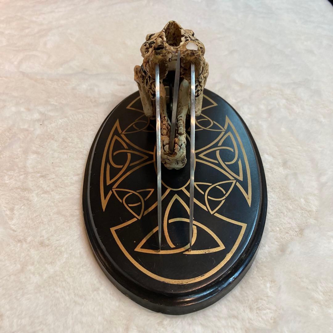 サーベルタイガー頭骨 ナイフ カランビット風 スカル オブジェ