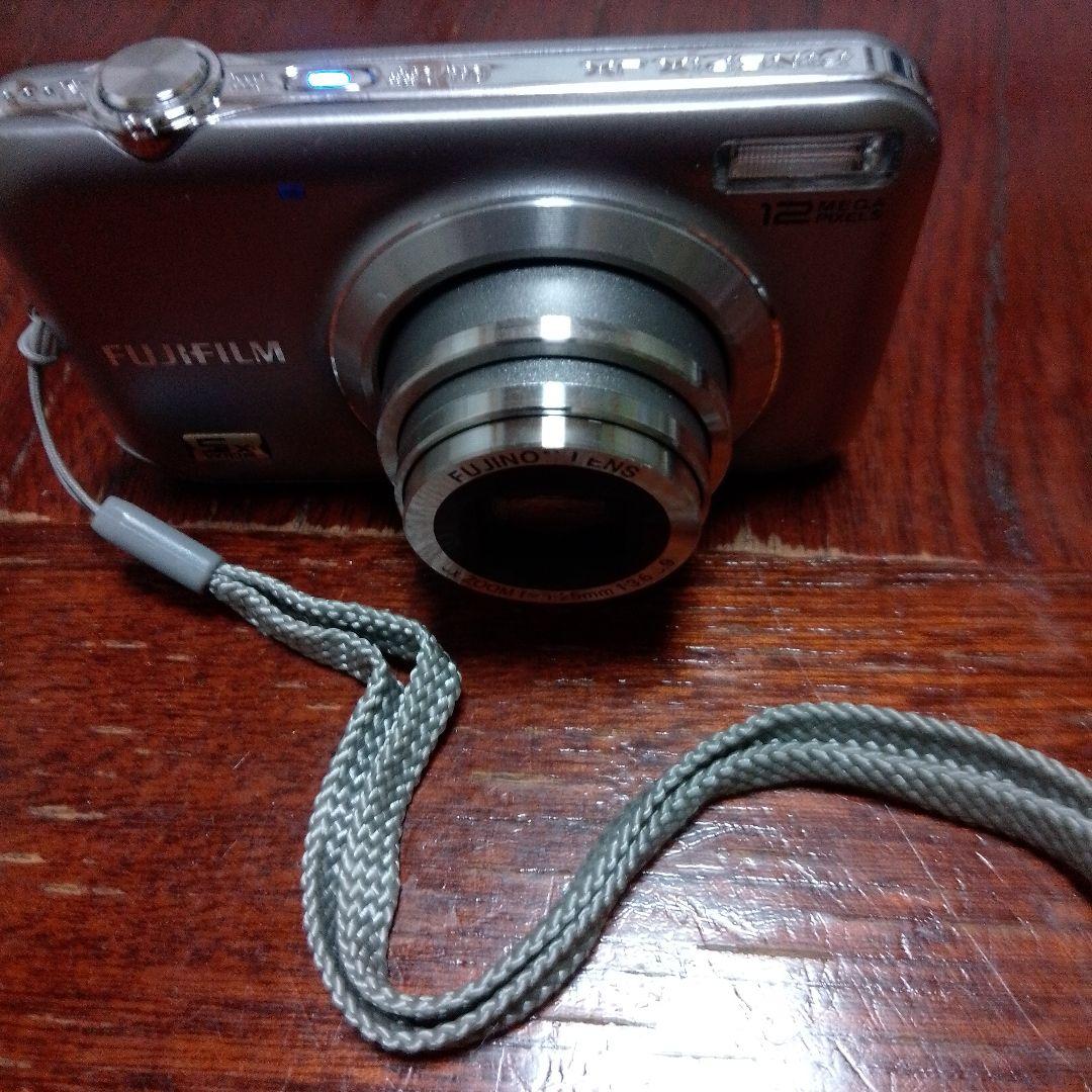 FUJIFILM FINEPIX JX200 本体と付属品