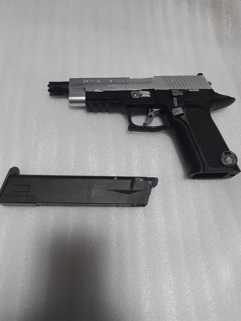 東京マルイ センチネルナイン レオンモデル バイオハザード6　完全限定商品