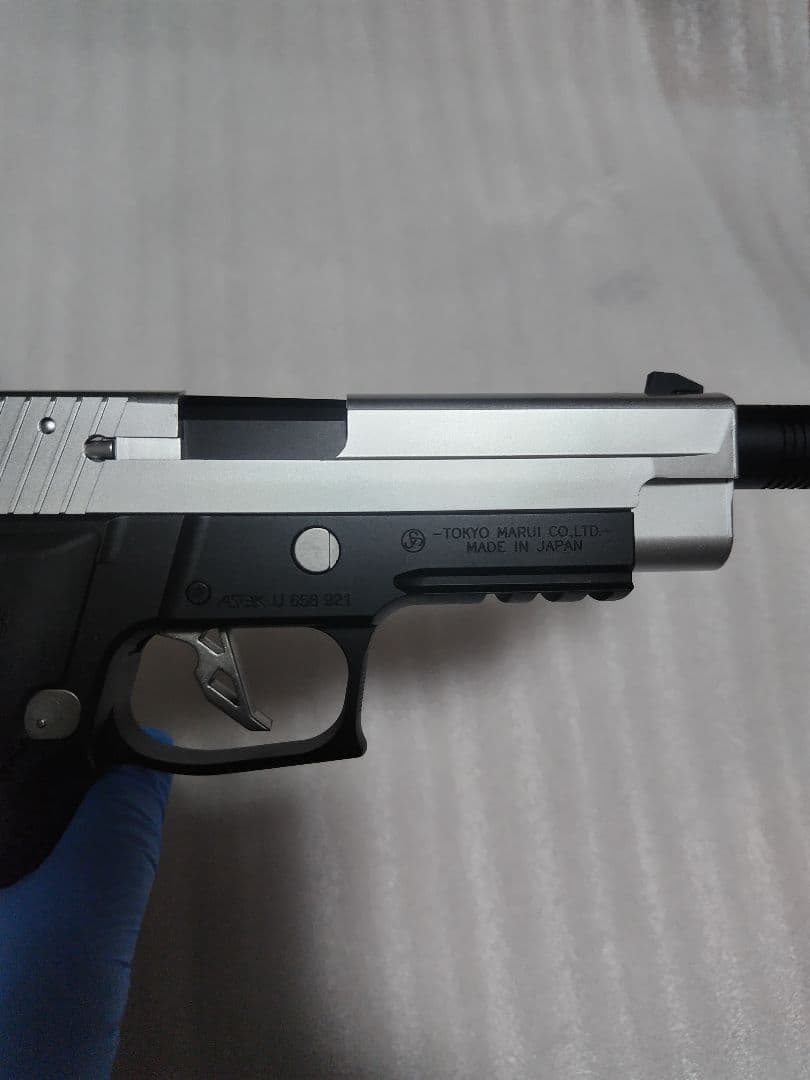 東京マルイ センチネルナイン レオンモデル バイオハザード6　完全限定商品