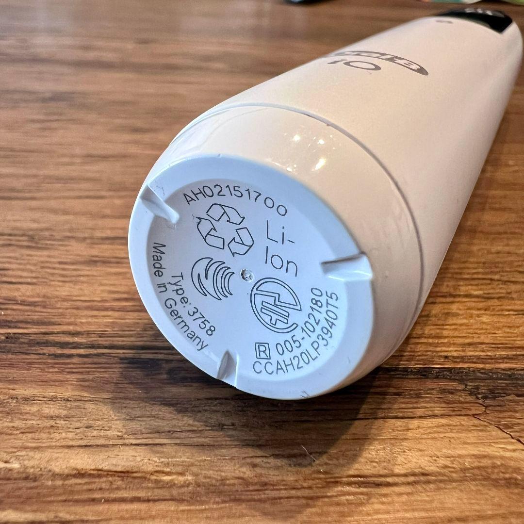 BRAUN オーラルb io 電動歯ブラシ type3758 【本体のみ】