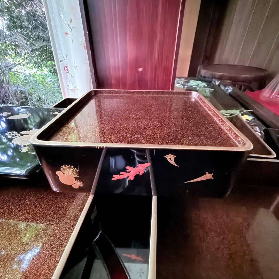 超限定1月2日20時迄‼️JAPAN『図替り宝尽くし』蒔絵梨地四段重台座付木箱入