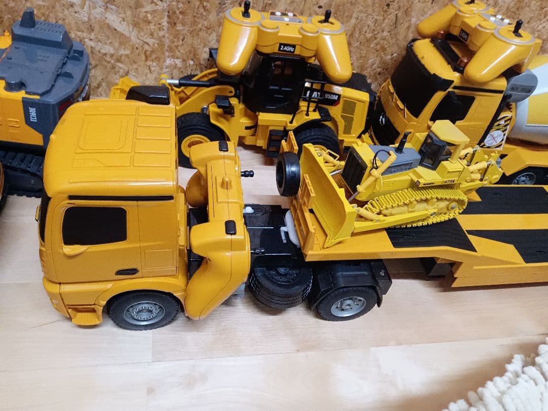 建設作業車　ラジコン