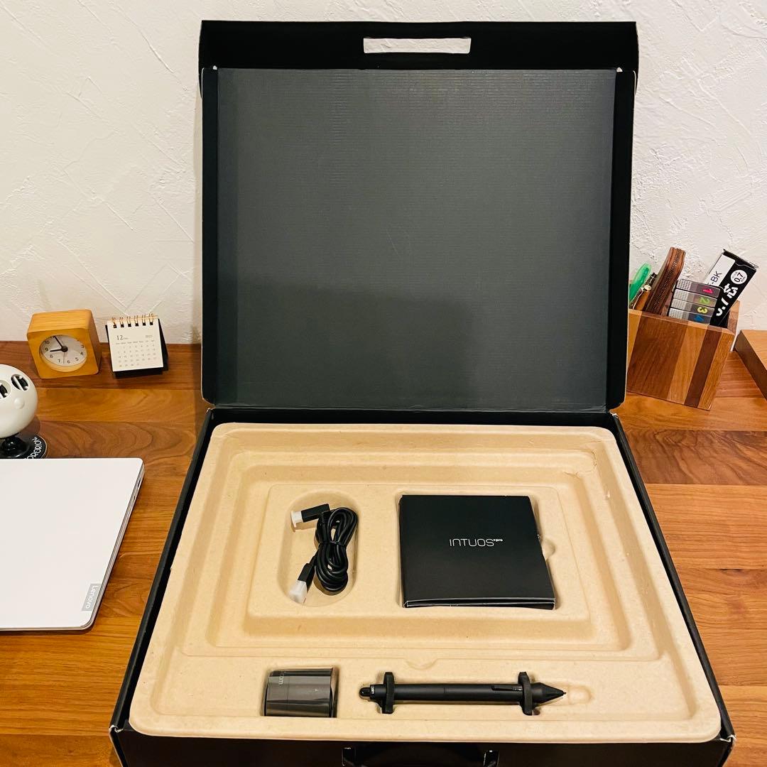 【美品】Wacom Intuos Pro PTH-651 Mサイズ フルセット