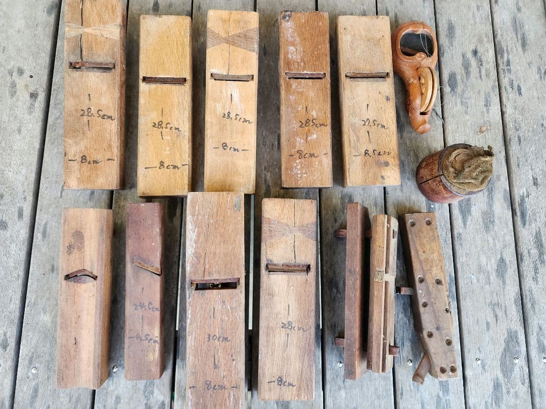 大工道具鉋22個セットです。