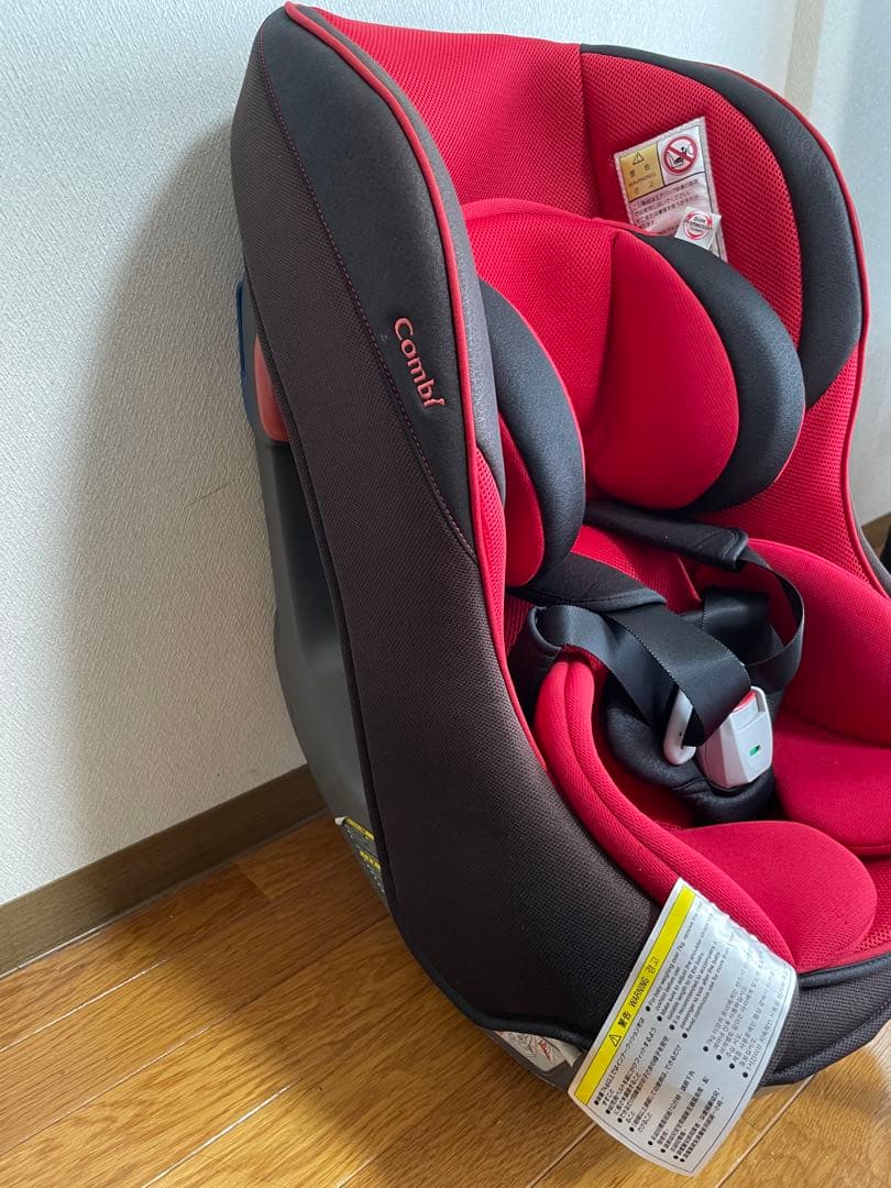極美品　コンビ チャイルドシート ミニマグランデ EG UB レッド　新生児から