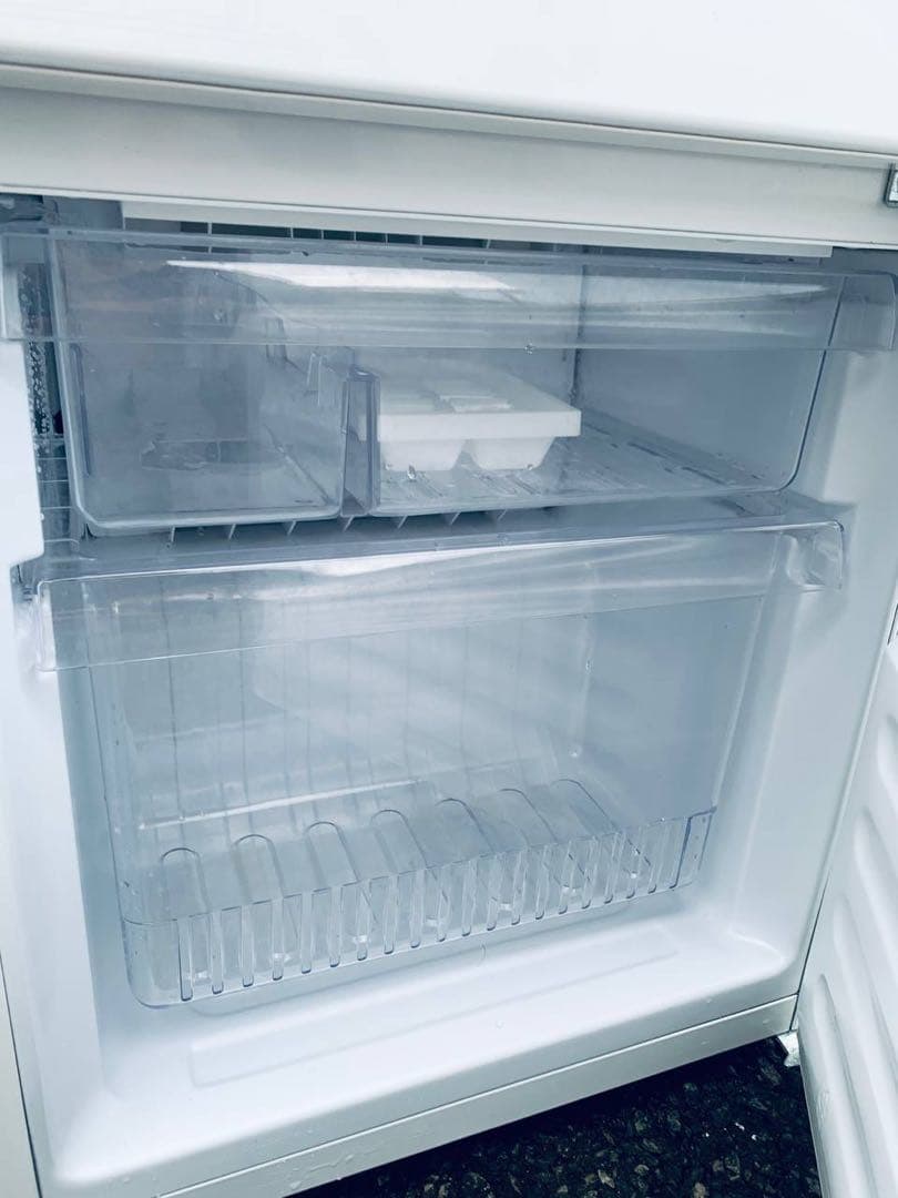 ♻️ユーイング ノンフロン冷凍冷蔵庫　UR-F110H