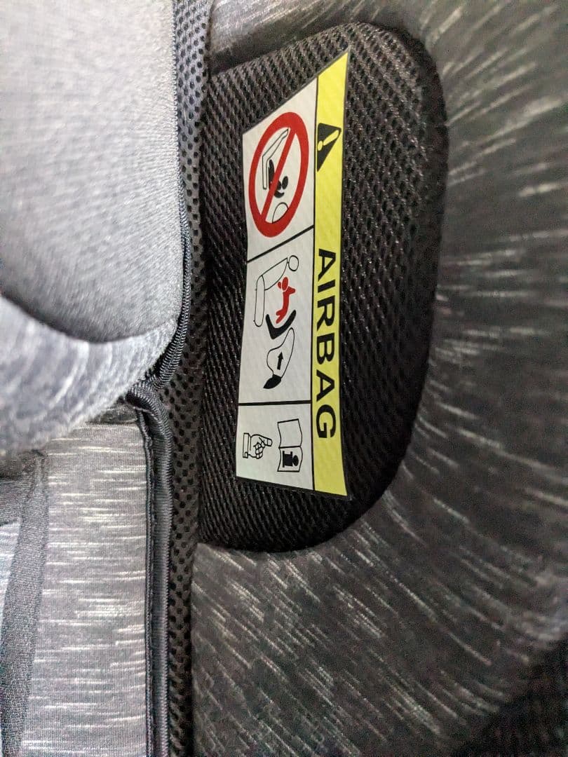 チャイルドシート　Smart Angel ターンレジェフィックスエスティー