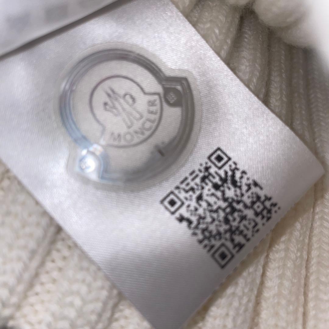 MONCLER モンクレール ニット帽 白色 ポンポン付き