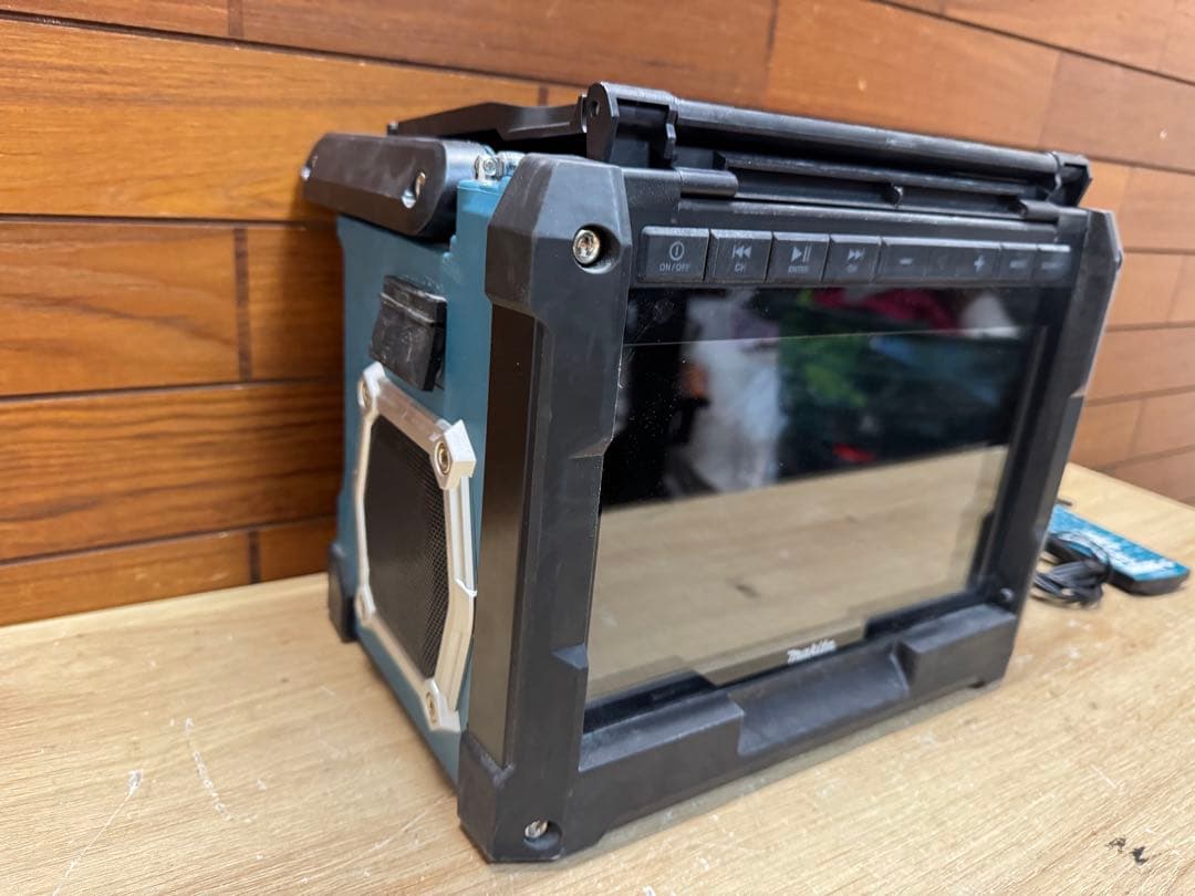 マキタ Makita 充電式 ラジオ テレビ TV100