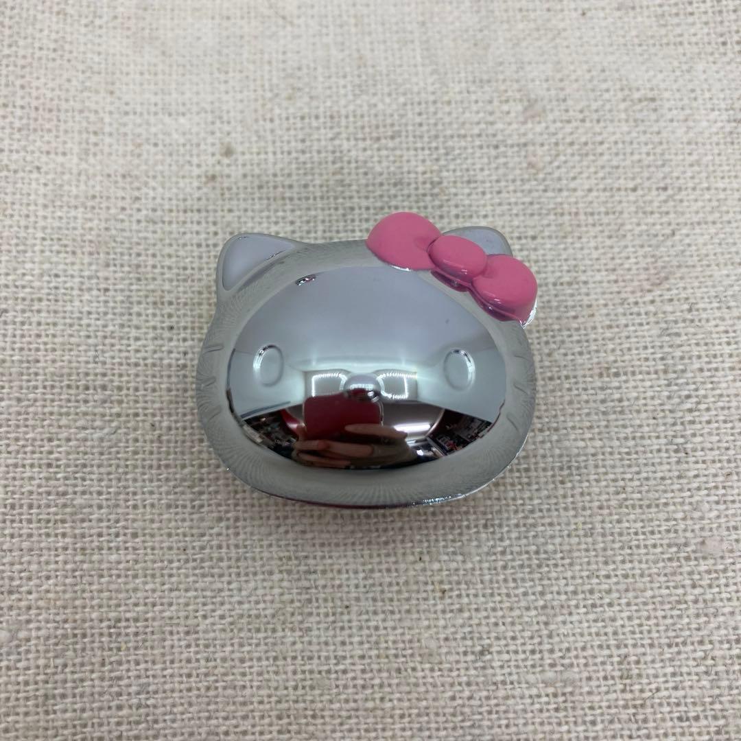 【未使用】ハローキティ　ナンバープレート　ボルトキャップ　カーグッズ　サンリオ