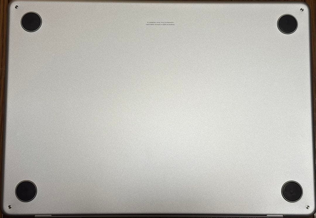 【メモリ24GB！】Apple MacBook M2 シルバー本体