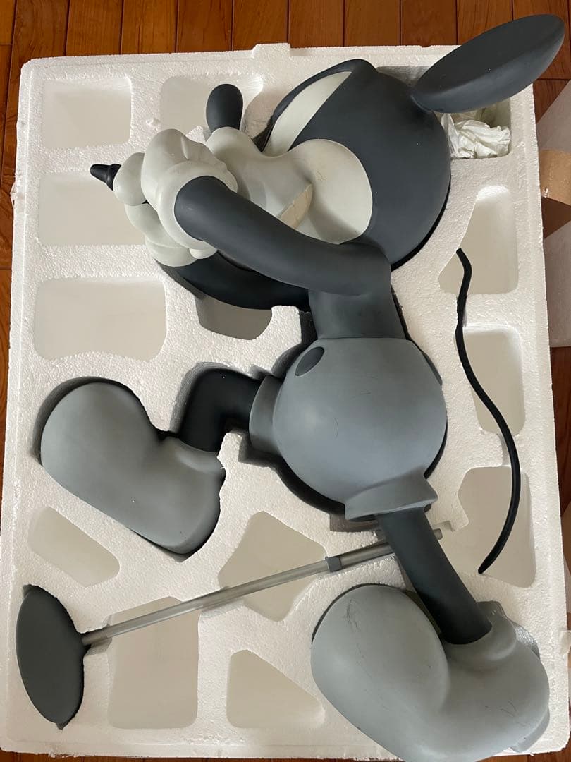 ナンバーナイン 9周年アニバーサリーフィギュア