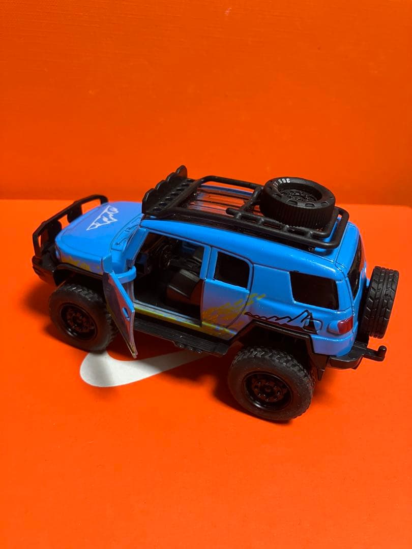 4台セット fjクルーザー cruiser SUV ミニカー ルーフラック付き