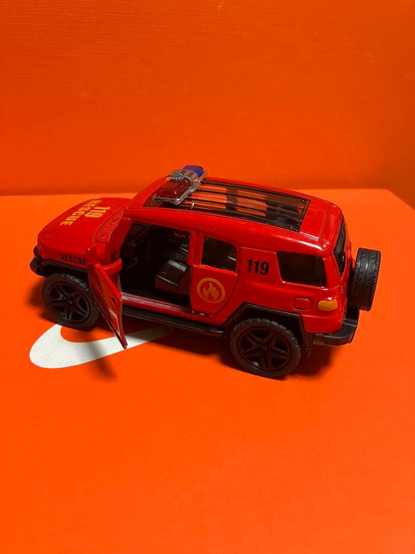 4台セット fjクルーザー cruiser SUV ミニカー ルーフラック付き