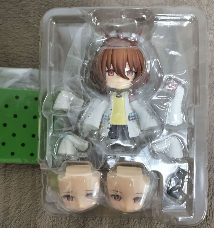 [開封済み]　ウマ娘　アグネスタキオン　ねんどろいど