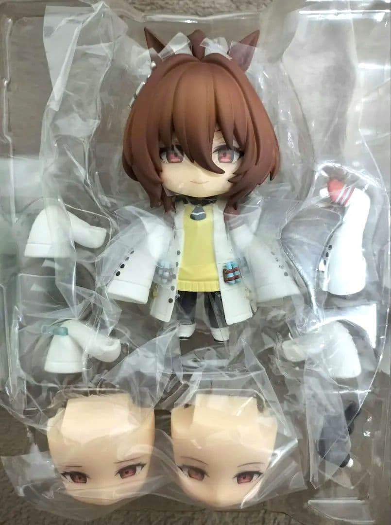 [開封済み]　ウマ娘　アグネスタキオン　ねんどろいど